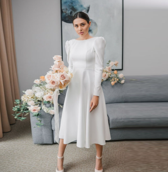Elegant White Women's Banquet Dress