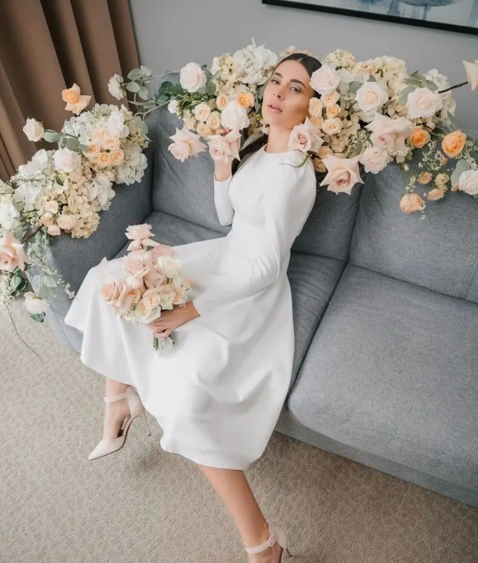 Elegant White Women's Banquet Dress