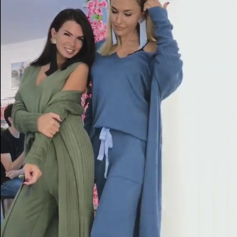 Two Sets of Women's Fashion Knitted Suits (Three Pieces)
